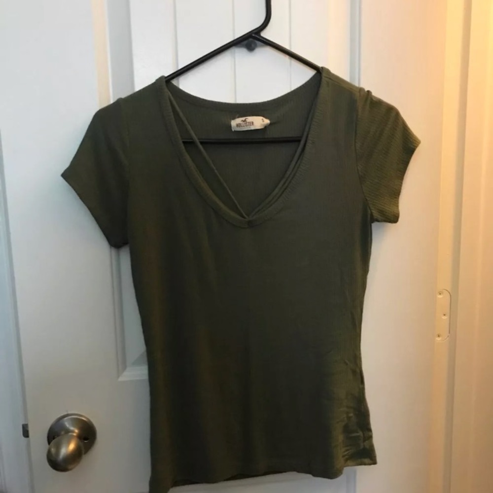 Ribbed olive shirt
